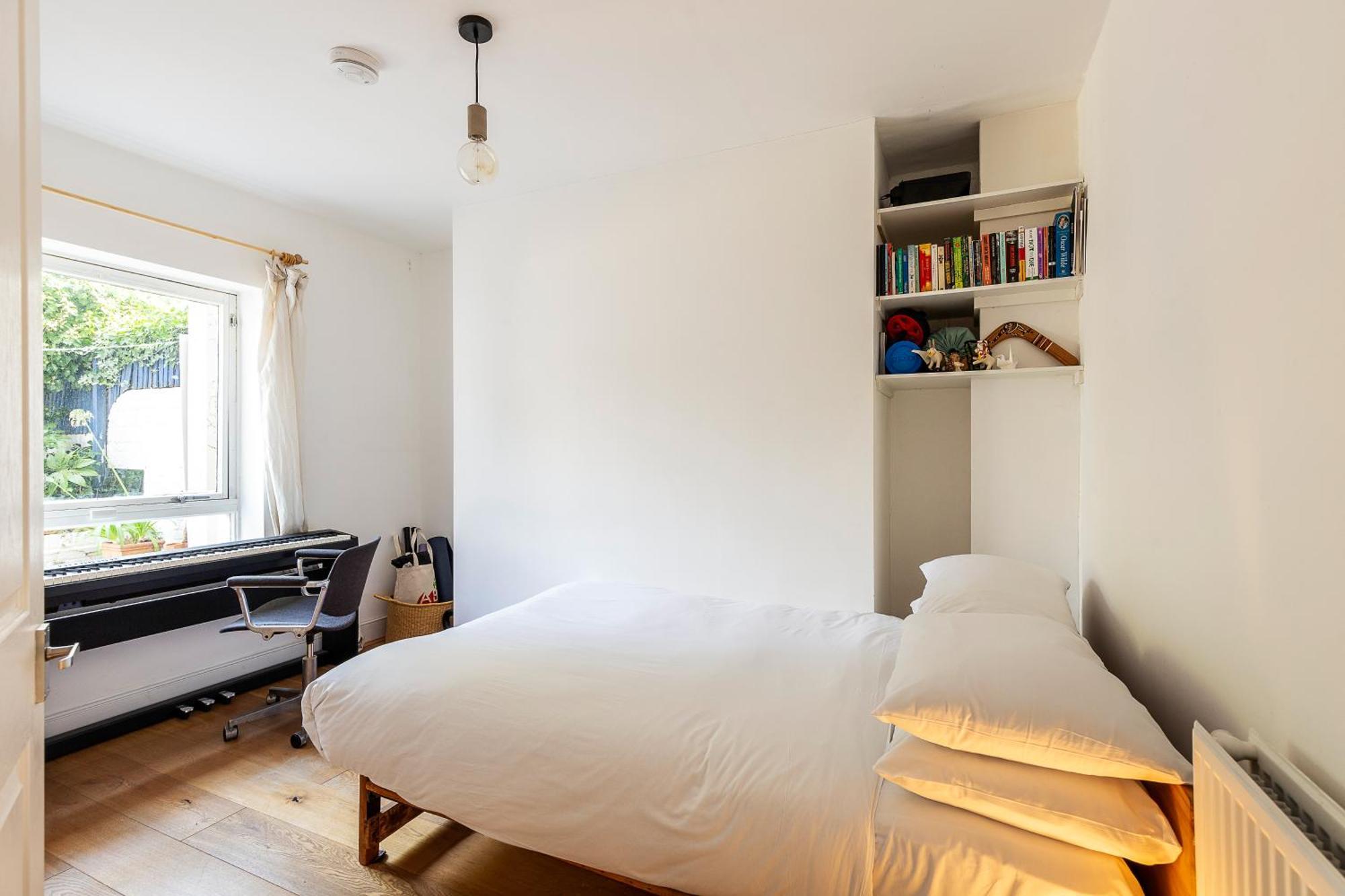 Apartment Retro Charm And Modern Comforts