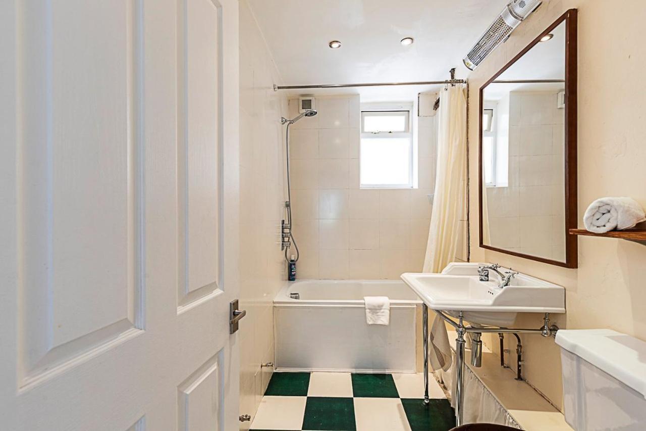 Retro Charm And Modern Comforts